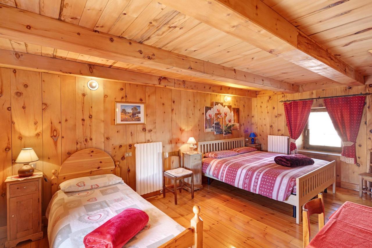 La Tea Di Heidi Lägenhet Livigno Exteriör bild