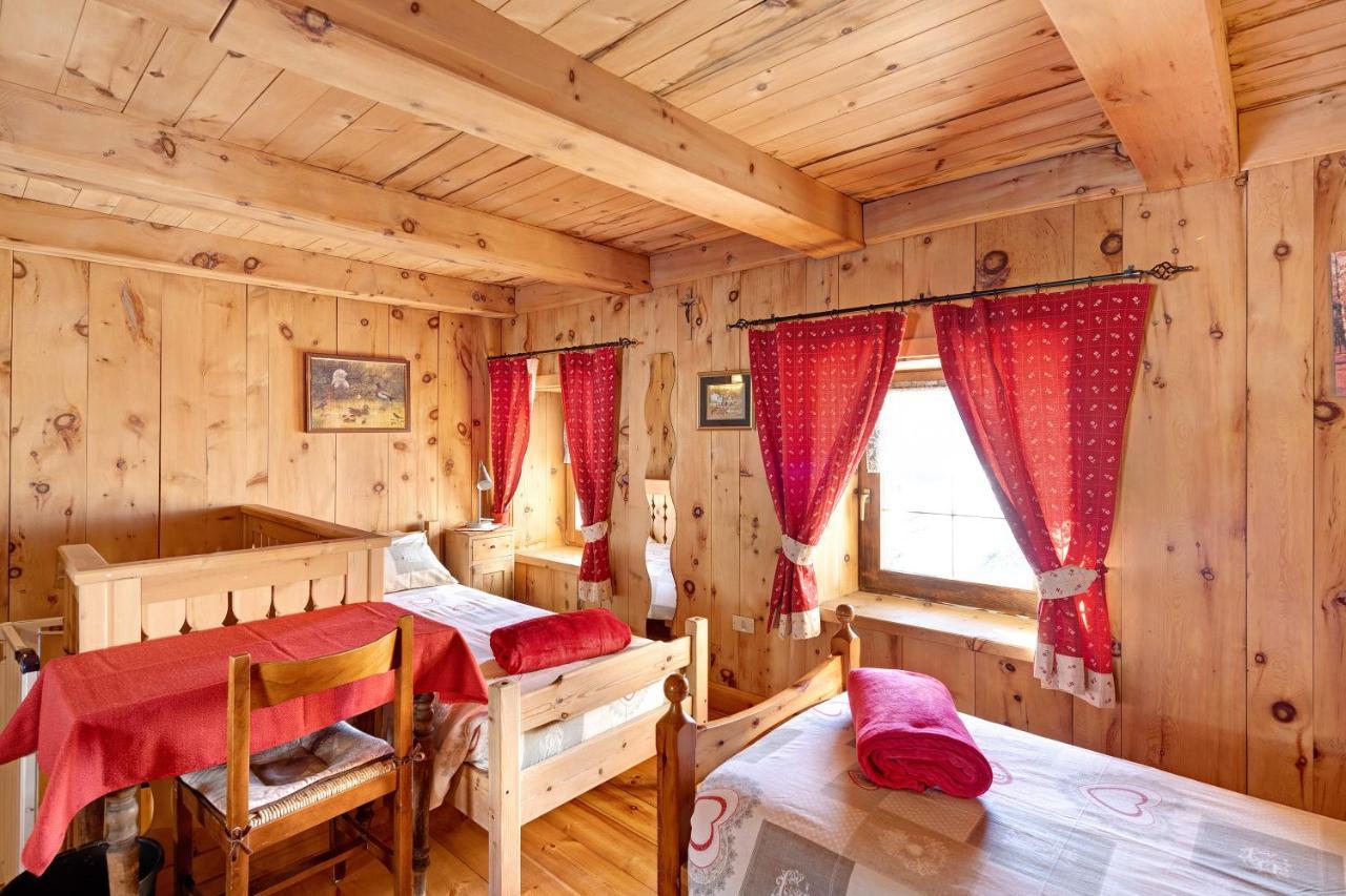 La Tea Di Heidi Lägenhet Livigno Exteriör bild